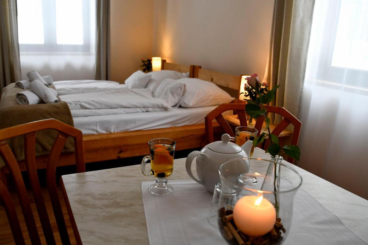 Bed and Breakfast Gosciniec Pod Lubomirem Weglowka  Экстерьер фото