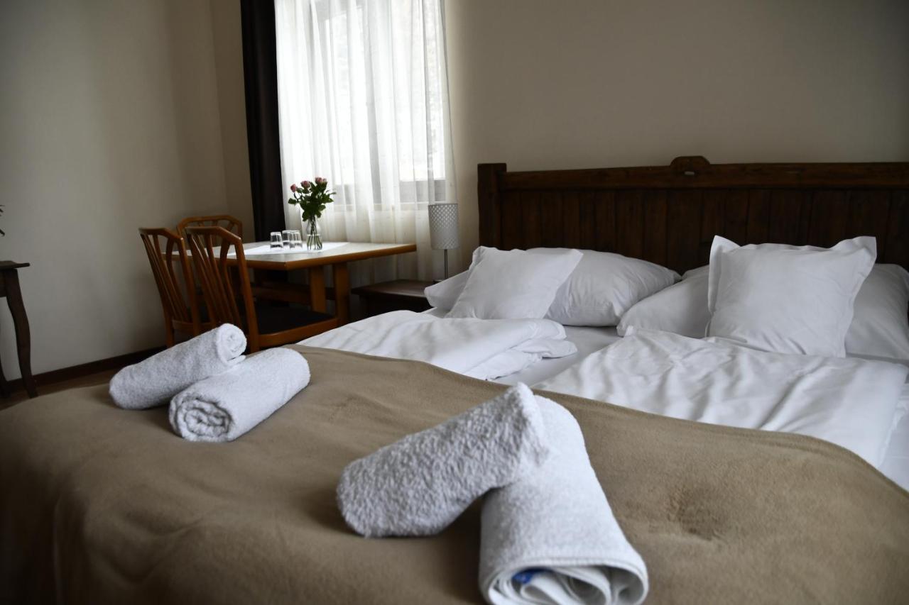 Bed and Breakfast Gosciniec Pod Lubomirem Weglowka  Экстерьер фото