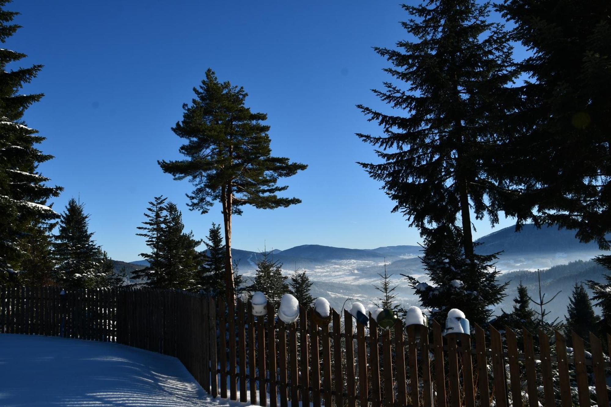 Bed and Breakfast Gosciniec Pod Lubomirem Weglowka  Экстерьер фото